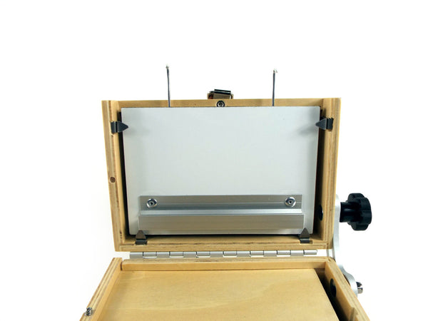 8x10 Slip-In Easel™ for the Cigar Box™ – Guerrilla Painter